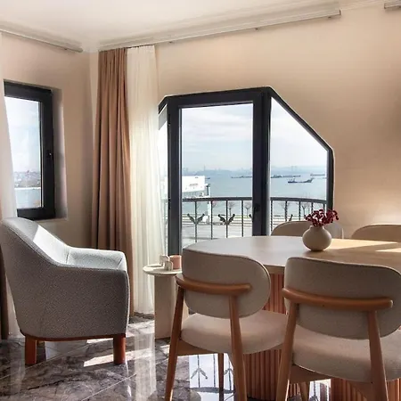Luxurious & Elegant 2br W Stunning Views Daire *