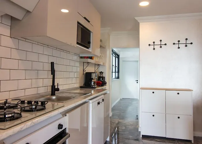 Classy 2br Hideaway With Dazzling Panorama Istanbul